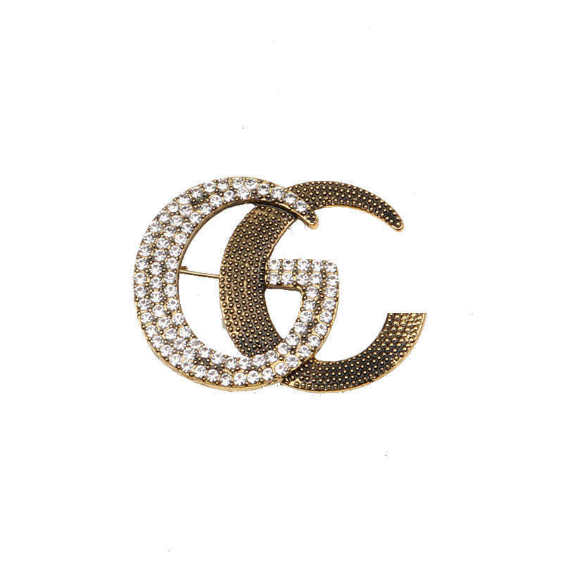 Tasarım lüks mücevher fransız süper elmas taşı basit kişilik broş aksesuarları mizaç yaratıcı kazak broş pim tokası