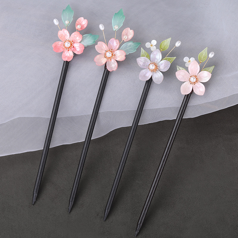 Vintage Wooden Hair Stick Chinese Style Winding Flower Hairpin With Tassel Classical Elegant Lady Hair Clip Hair Accessories