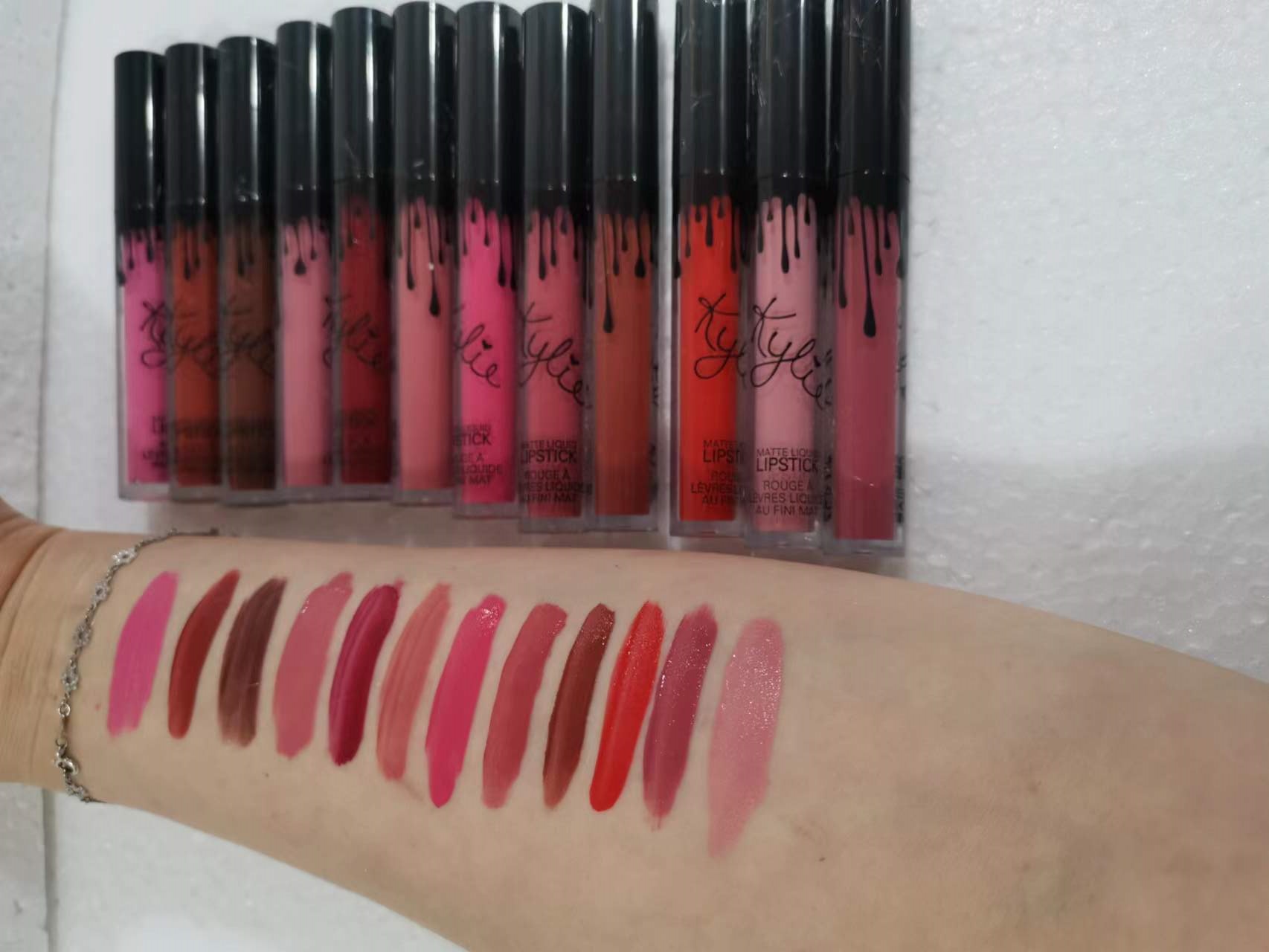 na zestaw Mat Mat Lip Gloss Liquid Lipstick Non-Stick Cup Kure Makijażu Makijażu