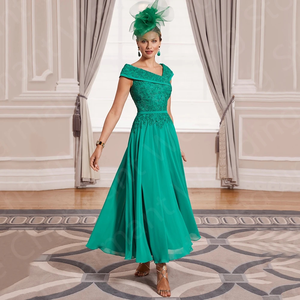 Elegant Hunter Green Mother of the Bride Dresses For Wedding Off the Shoulder Lace pärlor En linje Chiffon Formal Party Wear Women Tea Length Groom Mors klänningar CL1956