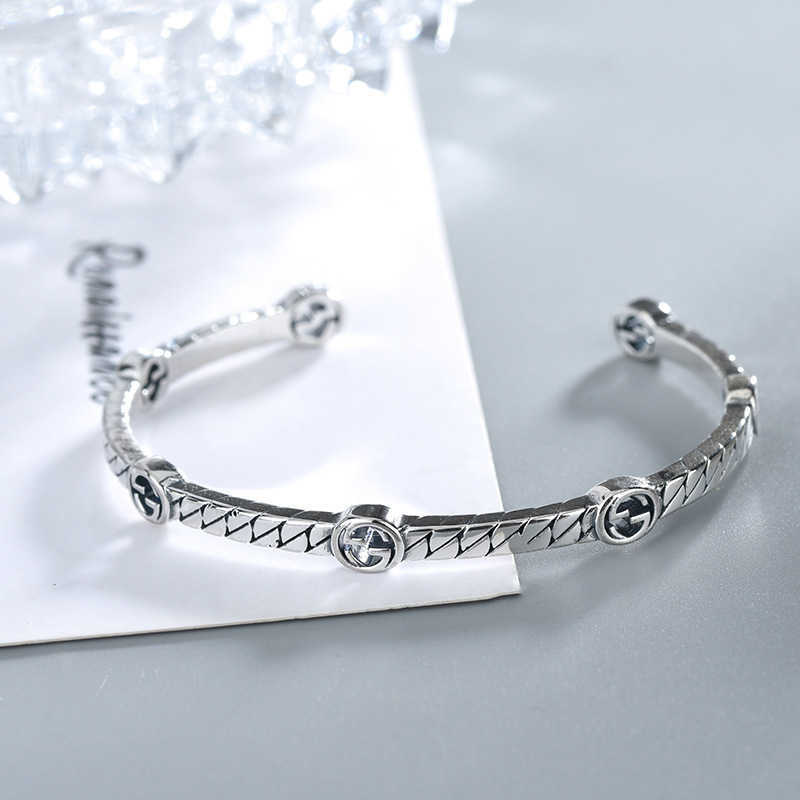 Factory wholesale 2023 New Luxury High Quality Fashion Jewelry for zhantong Thai silver new interlocking Bracelet straight jewelry