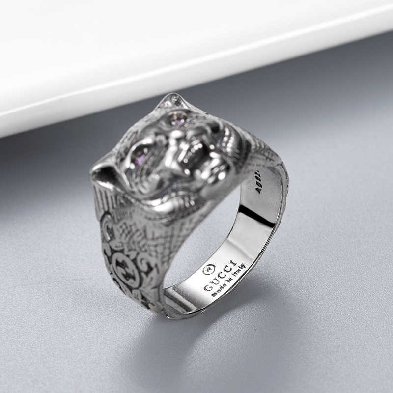 20% zniżki na wszystkie pozycje 2023 Nowa luksusowa wysokiej jakości biżuteria modowa dla tej samej zabytkowej podwójnej tygrysy pierścień prostej biżuterii
