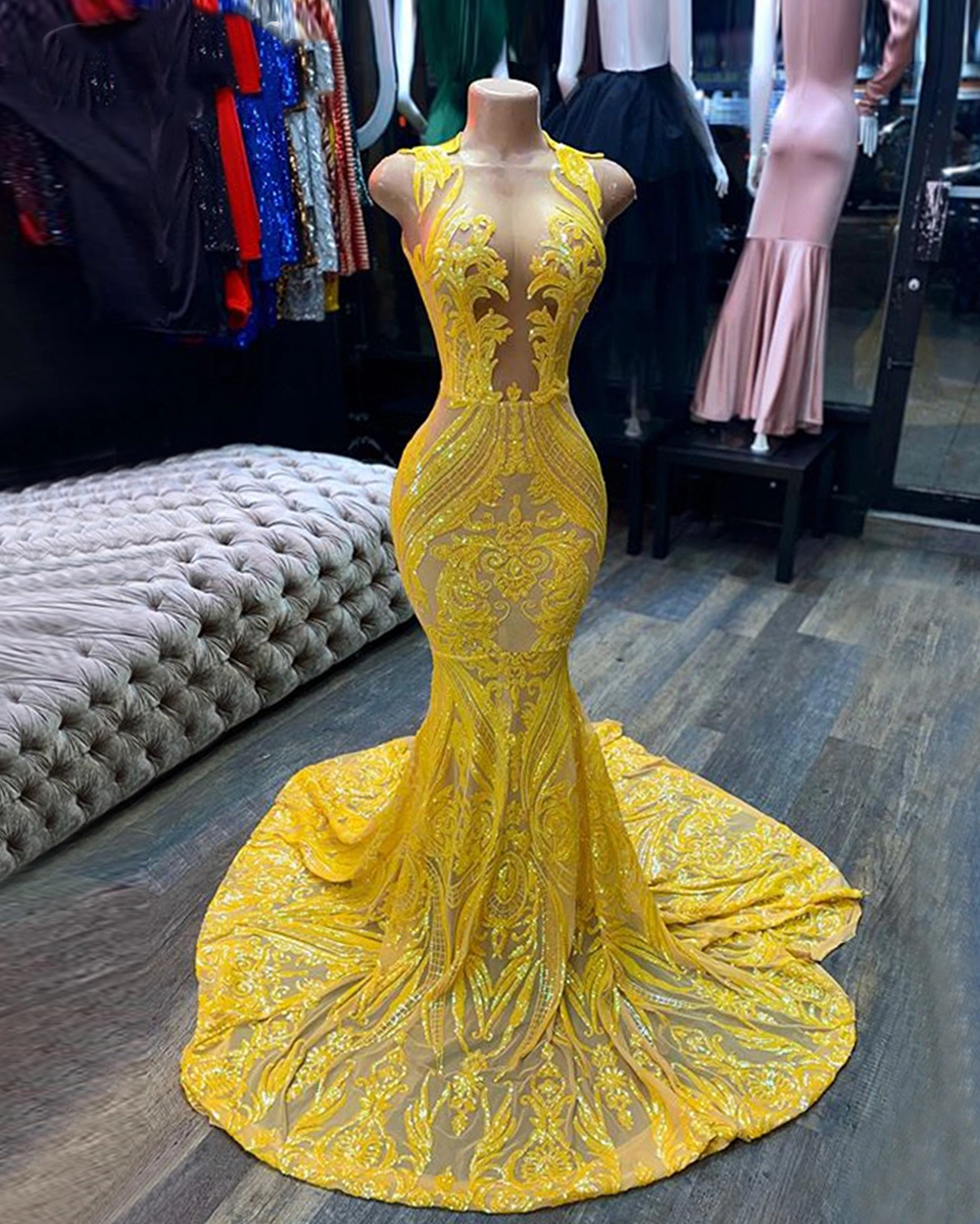 African Nigerian Yellow Plus Size Mermaid Evening Dresses for Formal Occasion Deep V Neck Lace Applique Floor Length Evening Party Pageant Celebrity Gowns