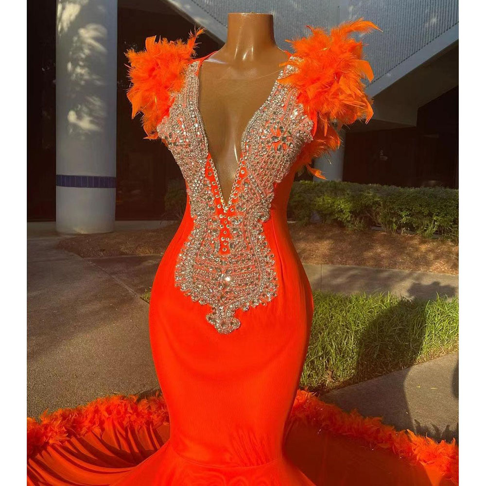 Pop Orange Prom Dress With Feathers 2k23 Black Girls Deep V Neck Evening Party Gowns Gala Occasion Birthday Dresses