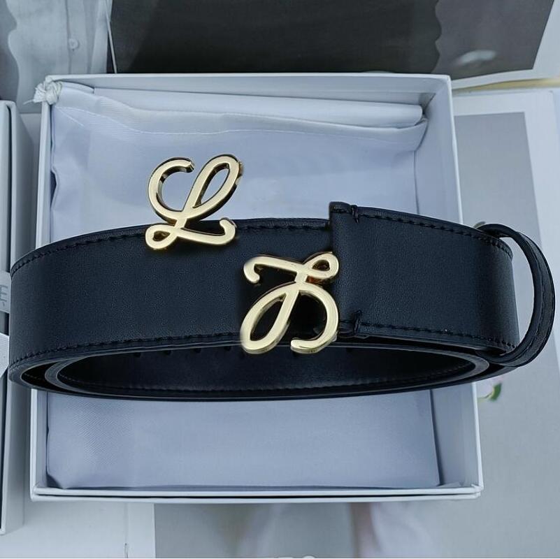 Smooth Leather Belt Luxury Belts Designer för män Big Buckle Male Chastity Top Fashion Mens Wholesale 38mm With Box