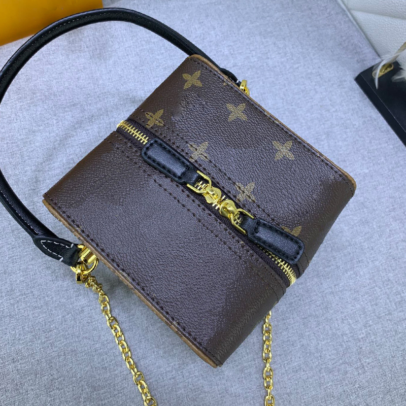 Handtas merk luxe tas doos tas eenschoudertas doos dobbelstenen tas met hand met draagbare kleine tas cross-body mode omnibus driedimensionale kettingzak