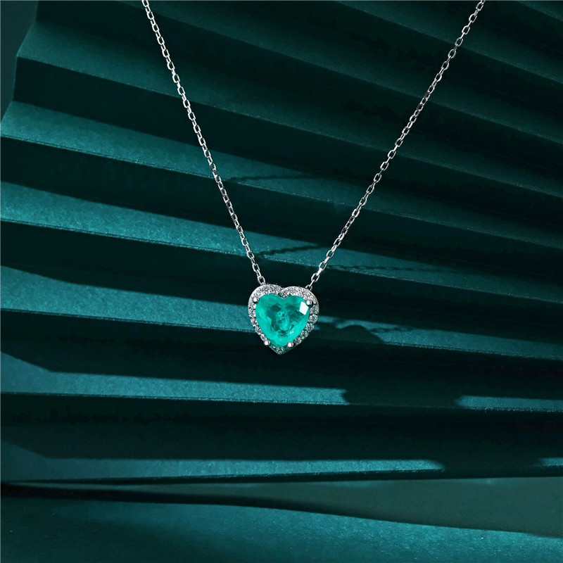 Romantyczne luksusowe 925 Srebrne sercowe wisiork Naszyjnik Kobieta projektant biżuterii Zielona 5a Cubic Zirkonia Diamond Choker Naszyjniki Gilfriend Giref