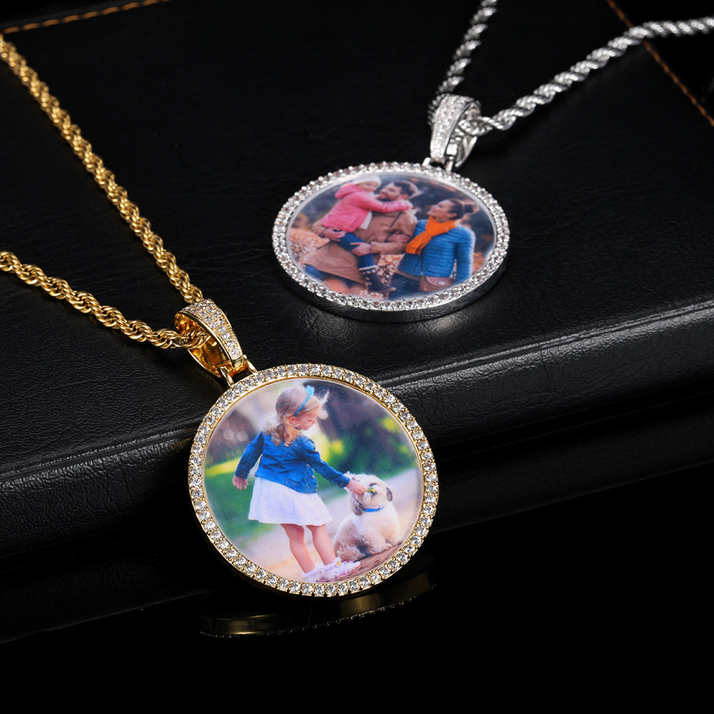 M Customize Photo Pendant Necklace Round Memorial Frame Medal Pendants with Zircon Gift