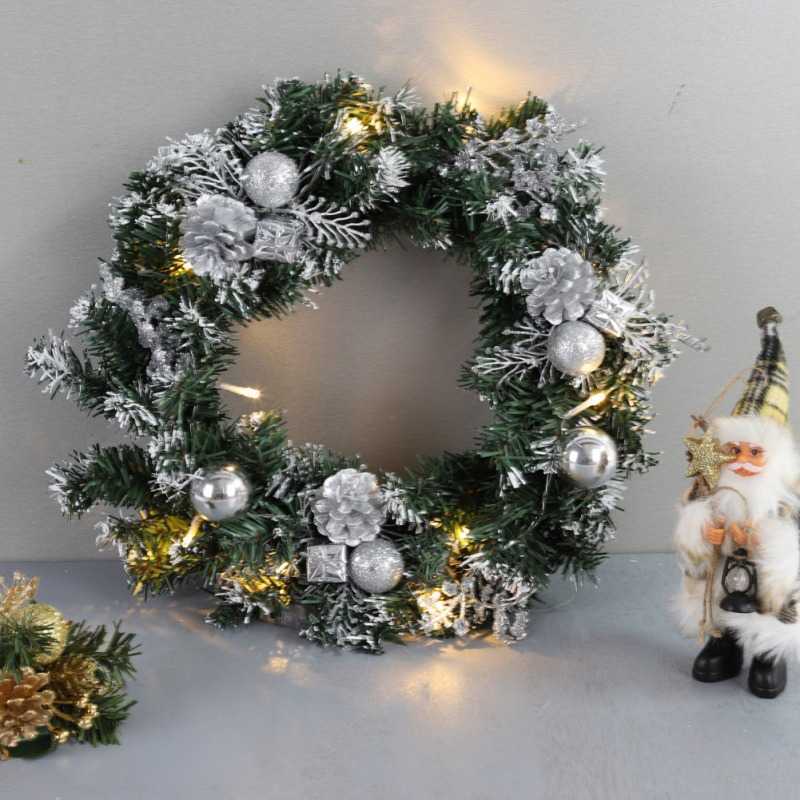 Ghirlande di fiori decorativi Ghirlanda di Natale da 40 cm LED con pigne artificiali Bacche e decorazione da appendere alla porta d'ingresso le vacanze P230310 P230310