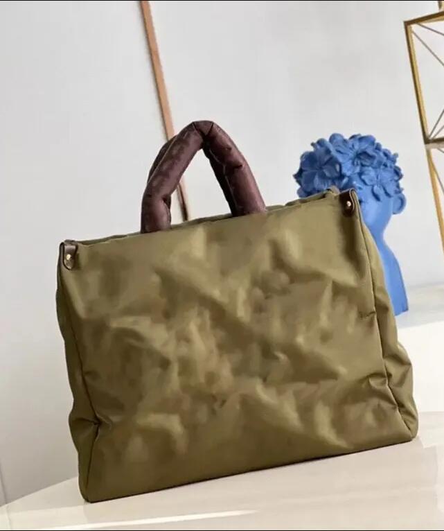 Projektantka mody Woman Torka torba na ramię torebka zima na Go GM Tote Baga Econylu regenerowane nylonowe nylonowe damskie torebki monogramy Sulder Bag 10A Rozmiar: 41 cm