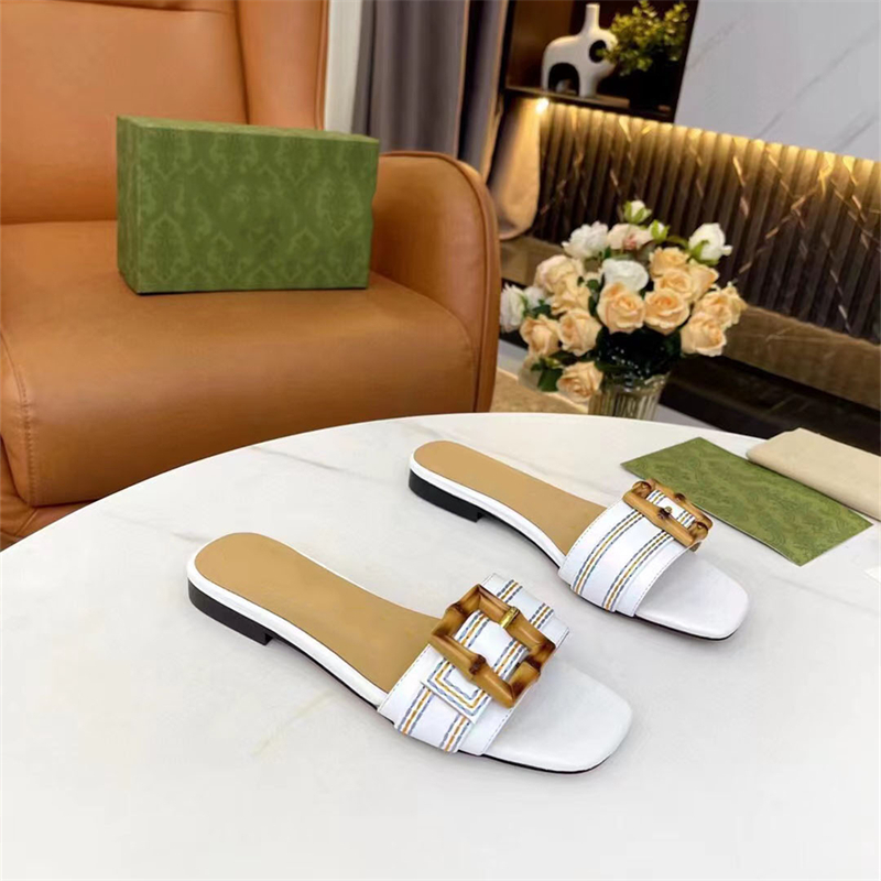 Women's flat slippers new real belt buckle outdoor fashion sandals large size 35-43