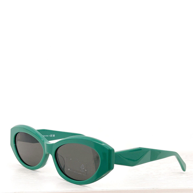 تصميم أزياء جديد Cat Eye Sunglasses 26zs أسيتات إطار بسيطة على الطراز المعاصر في الهواء الطلق UV400 حماية العين