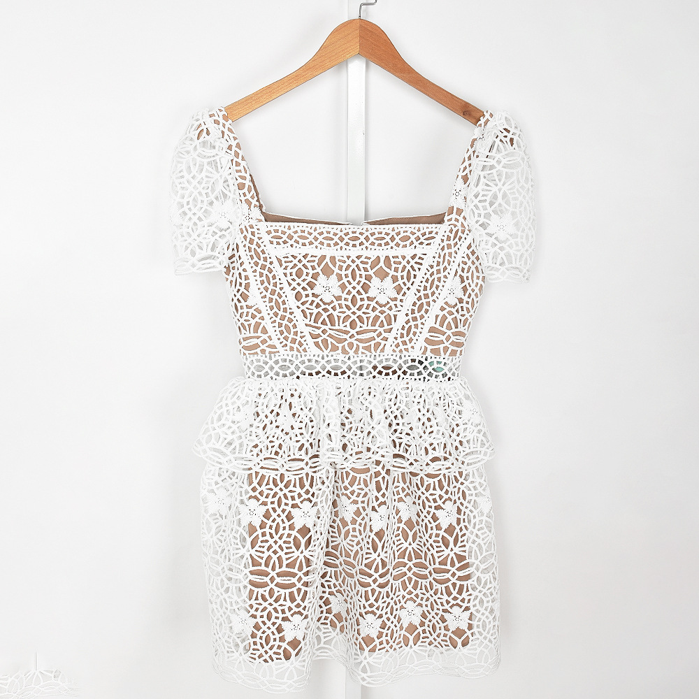 French White Square Neck Dress Kort ärmar Lady Floral Lace Hollow Out Mini Dresses Women Dresses M120785