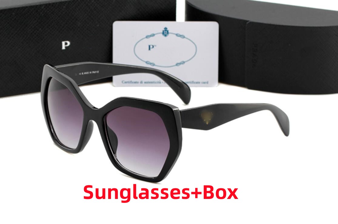 Lunettes de soleil de créateurs Classic Eyeglass Goggle Outdoor Beach Sun Sunes For Man Woman Mix Color Facultatif Triangulaire Signature P16
