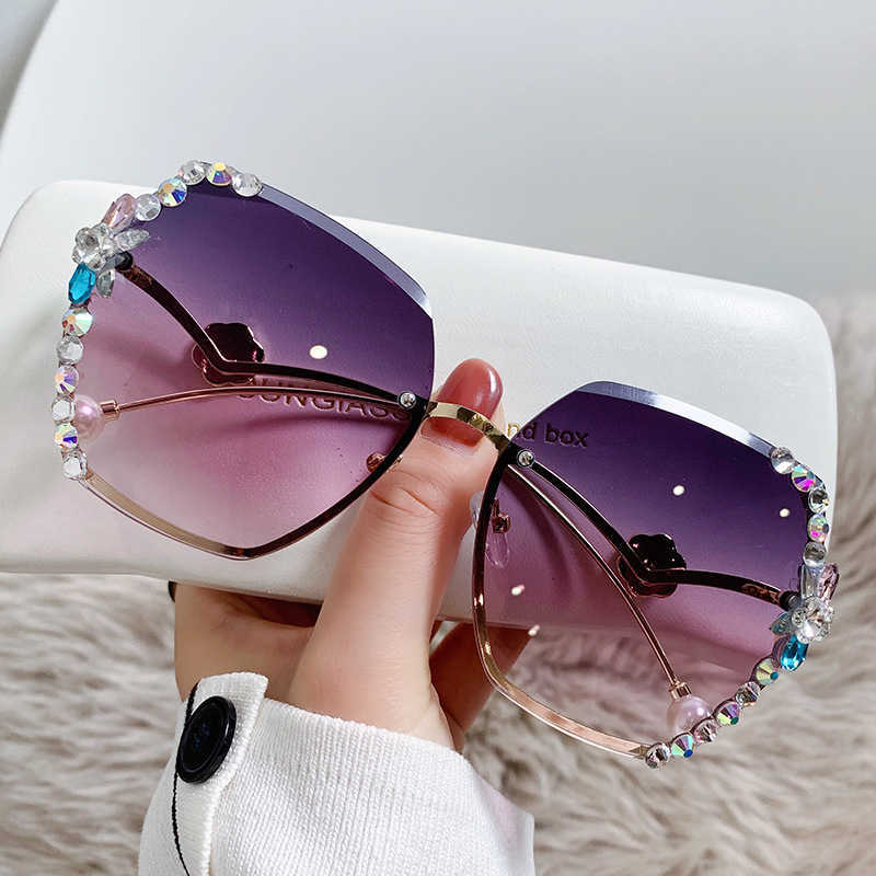 2024 Off luksusowy projektant Nowe okulary przeciwsłoneczne dla mężczyzn i kobiet z Pearl Rhinestone Sun Ultraviolet Protect