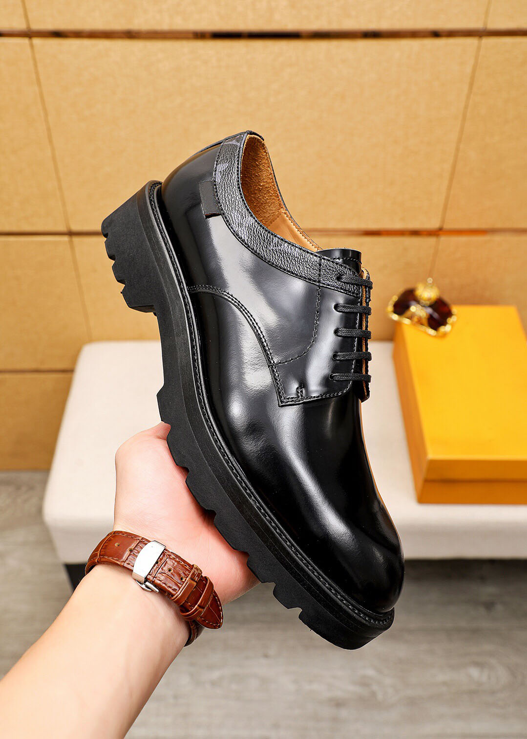 2023 Mens Dress Shoes Designer Classic Fashion Leather Leather Business Office Oxfords Oxfords Party Party Shoes Mocassin Homme Size 38-45