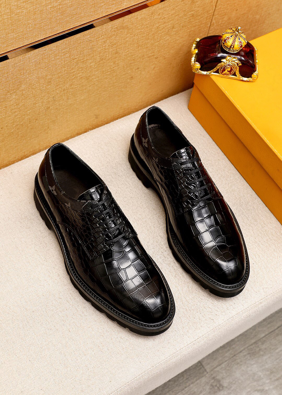 2023 Man Classic Business Dress Shoes Fashion Märkesdesigner Elegant Formell bröllop äkta läderskor Män snörning Office Oxfords Mocassin Homme Storlek 38-45