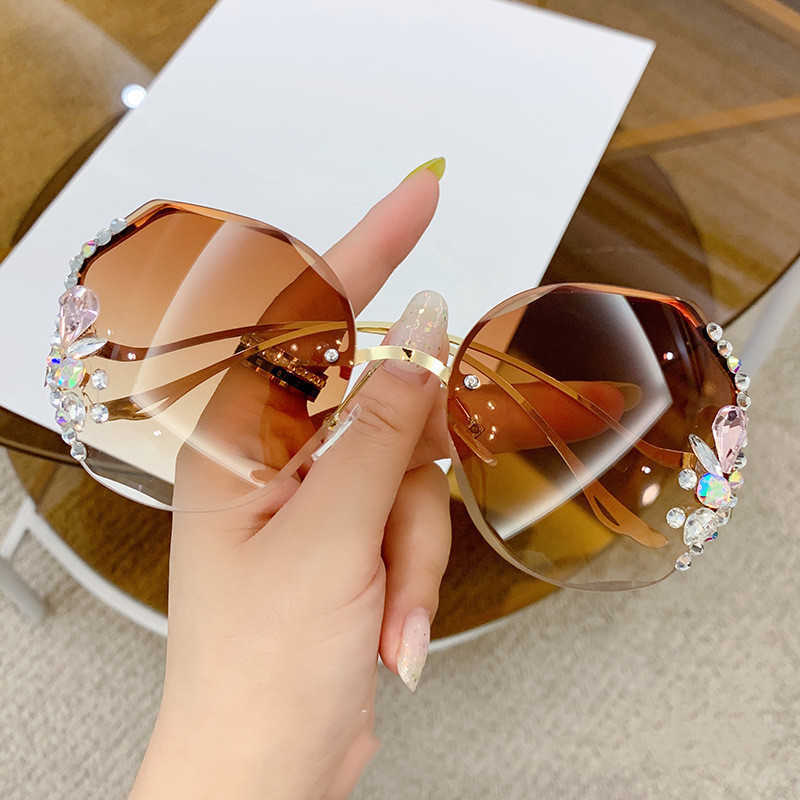 2024 meilleurs designers 10% de réduction sur les lunettes de soleil de nouvelle créatrice de luxe pour hommes et femmes 20% de réduction sur Framed Trimd Fashion Big Face Slim Mesh Red Diamond Glasse