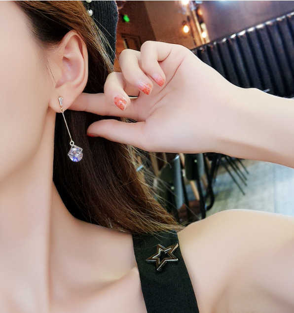 Dangle Chandelier Pin Earrings Mini Temperament Personalized Creative Earrings Korean Temperament Small And Simple Girl Jewelry G230313