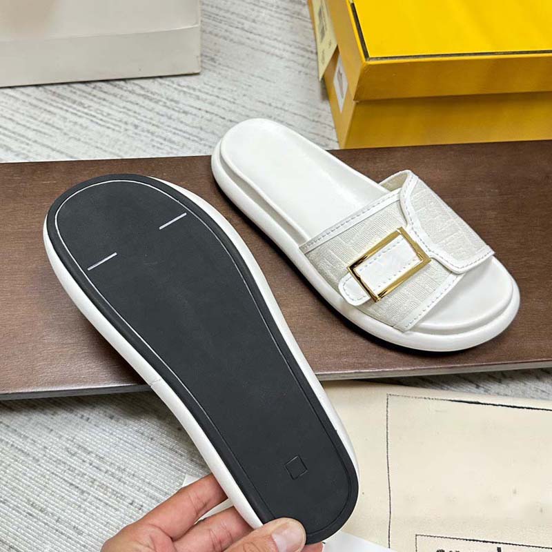 Summer Ladies Slippers Brand Designer Sandals Fashion Versatile Leather Casual Comfort Flip Flop slides