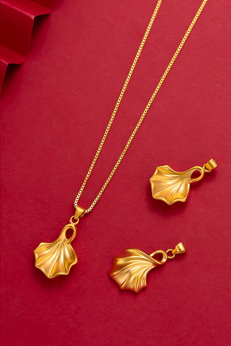 Necklace For Women Designer Jewelry Ginkgo Leaves Charms For Jewelry Womens Making Plated Dainty Gold Chain Ladies Fashion Luxury Necklaces YW0003206