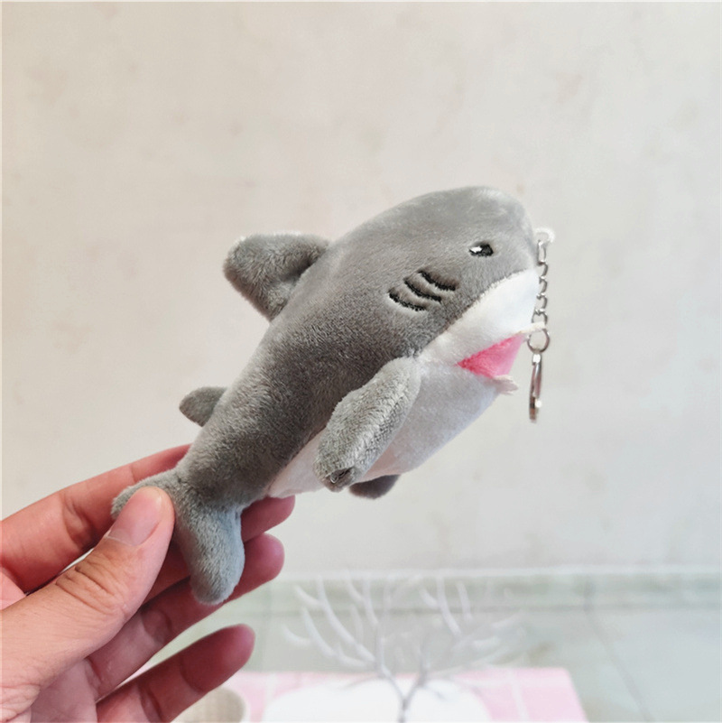 Porte-clés mignon de requin d'océan de dessin animé, porte-clés pendentif poupée en peluche petit mini dauphin poupée de dessin animé pendentif de sac de poupée