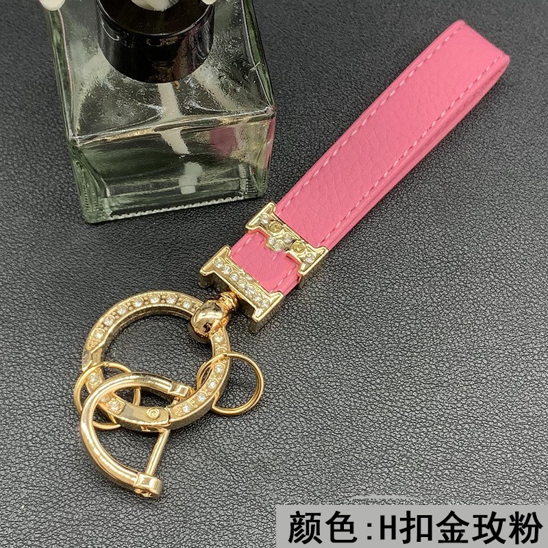 Designer Auto Key Ring Pendant Keychain-riem Hoogwaardige Lychee Patroon Lederen Key Tas Licht Luxe ingelegde diamanten gespelde sleutelring Hangende ornamenten