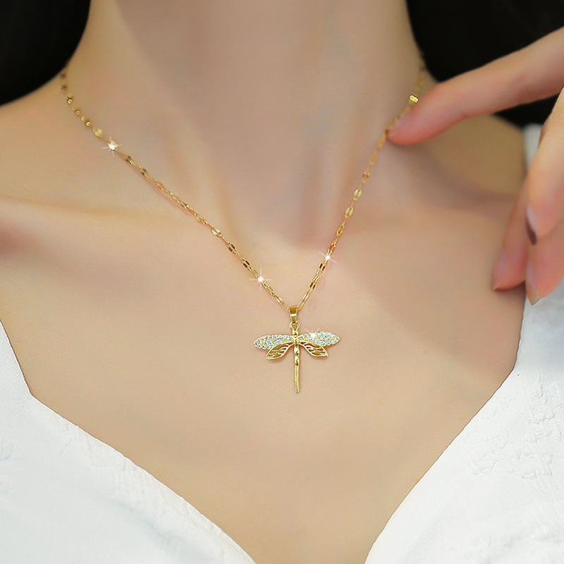 Dragonfly Pingents Colar Jewelry Acessórios para mulheres elegantes Luxuosos Correios de Clavícula Crega Presentes 316L Aço inoxidável