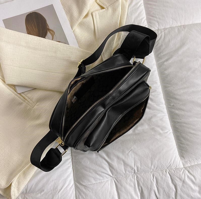 Axelväska för kvinnor män affärsresor 3 färger läder messenger väskor mode dagligen Använd unisex plånbokhandväskor