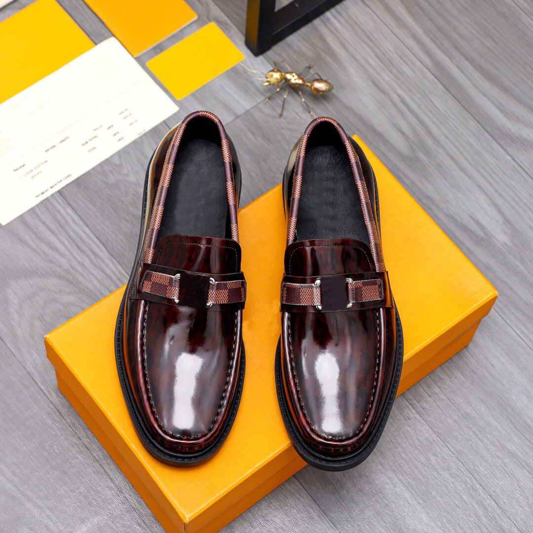 2023 Men Dress Shoes Fashion Echt lederen trouwfeest Oxfords Mens Brand Business Walking Casual Comfort Loafers Maat 38-44