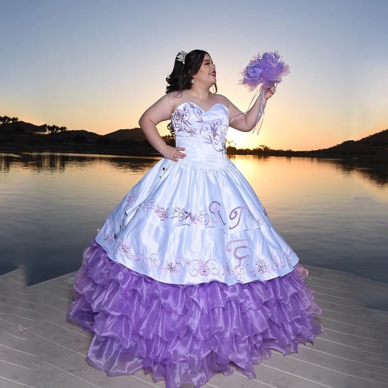 Lyxig blå quinceanera klänningar 2024 med ruffles ballkleider korsett prom klänning kvinnor födelsedagsfest söt vestido de 15 anos