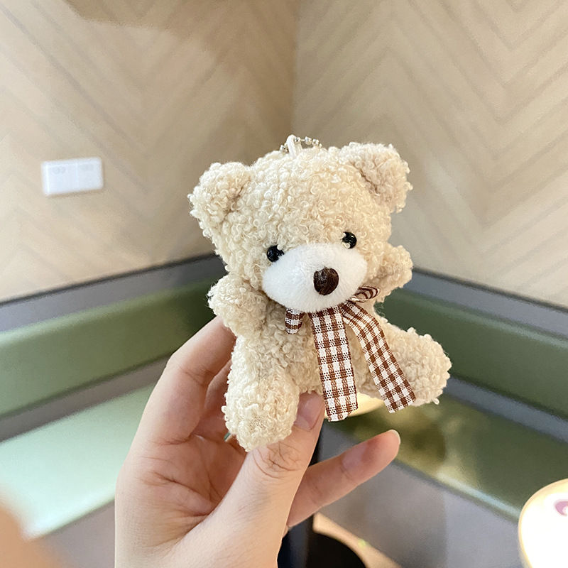 Cute cartoon keychain, keychains mini bow tie small bear short plush doll toy bag car key chain pendant doll wholesale