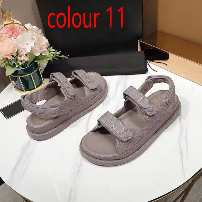 Designer Schoenen Strand Sandaal Dikke Bodem Sport Sandalen Trainers Mode Leer Casual Damesschoenen Veet Letter Platform Dame Schoenmaat 35-41-42 Us4-Us11 Met 290