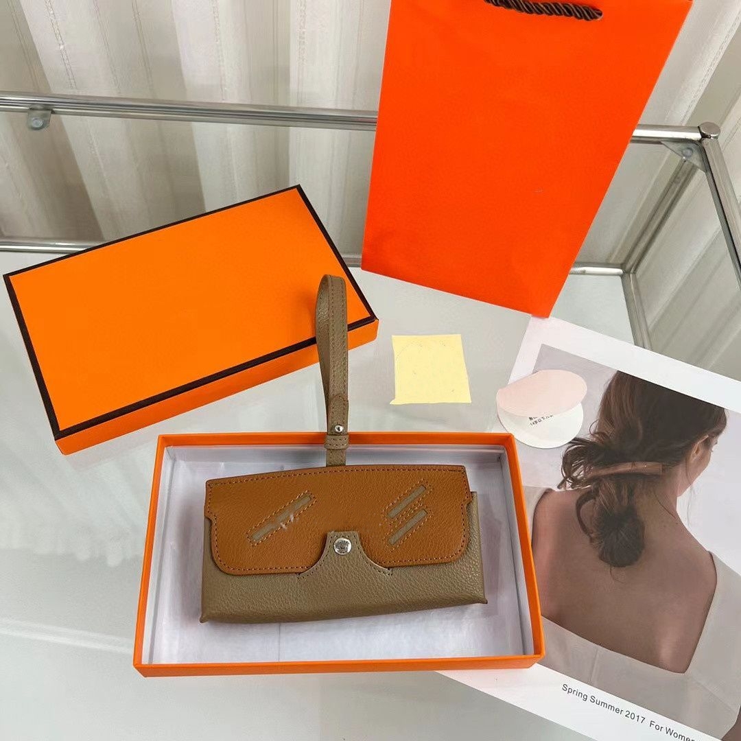 Marca de luxo bloqueio de cores unissex key wallet famosa designer masculino glasses sunglasses box de armazenamento banda de pulso clássico time feminino saco de dinheiro pingente de bolsa de dinheiro