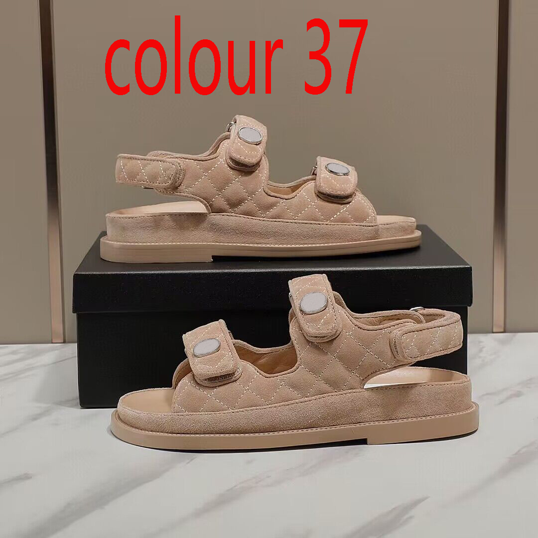 Tasarımcı Ayakkabı Plaj Sandal Kalın Bottom Spor Sandalet Eğitmenleri Moda Deri Sıradan Kadın Ayakkabı Velvet Mektup Platformu Lady Shoe Boyut 35-41-42 US4-US11 Kutu