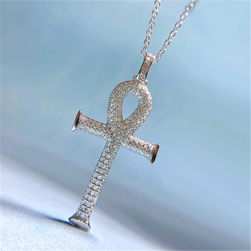 Handgjorda Moissanite Diamond Cross Necklace 100% Real 925 Sterling Silver Party Wedding Pendants Halsband för kvinnliga män smycken