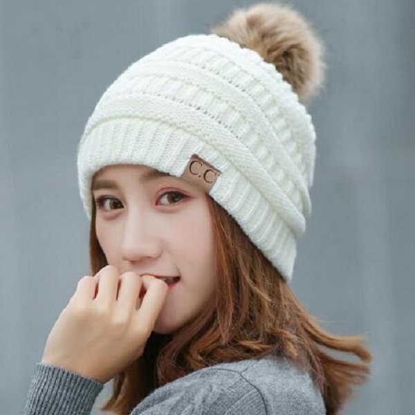 Autumn and winter CC labeling woolen caps warm sleeve hooded male women's hair ball knitting cap woman pom winter hats red knit beanies with fur pompom