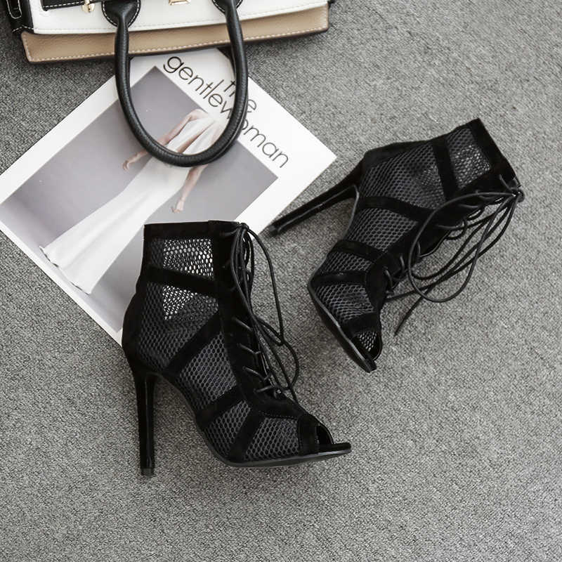 Sandaler Ny modevisning Black Net Suede Fabric Cross Strap Sexig High Heel Sandals Woman Shoes Pumpar PAEP PEEP TOE Sandaler