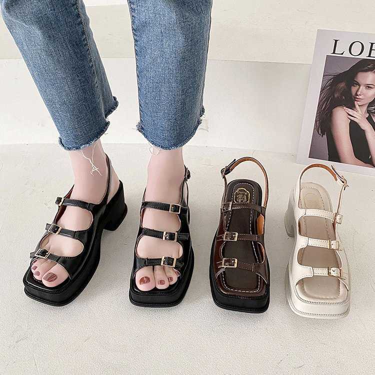 Sandaler 2022 Nya plattform Sandaler Ladies High Heels Summer Women's Shoes Wedge Sandaler Öppen tå grunt fast färg Buckle Casual