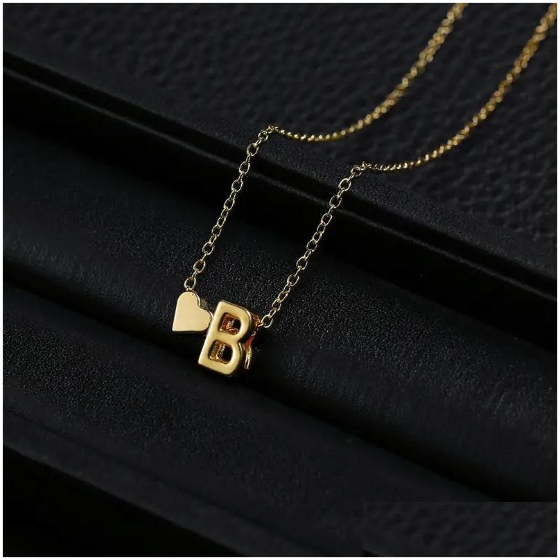 Pendanthalsband Fashion Creative Love 26 English Letters Simple Necklace Wild Peach Heart Short Clavicle Chain Drop Delivery Jewel Dhui8