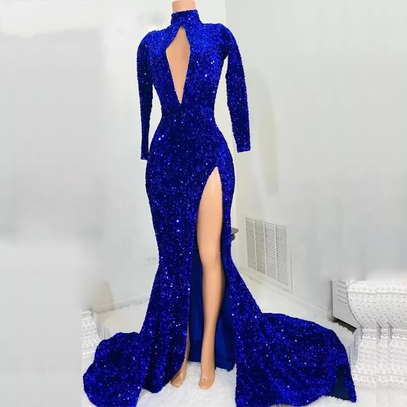 Abiti da ballo africani con paillettes blu royal 2023 Sirena maniche lunghe collo alto Sexy scava fuori abiti da sera ragazze nere Sweep Train spacco laterale Abiti da festa J0318