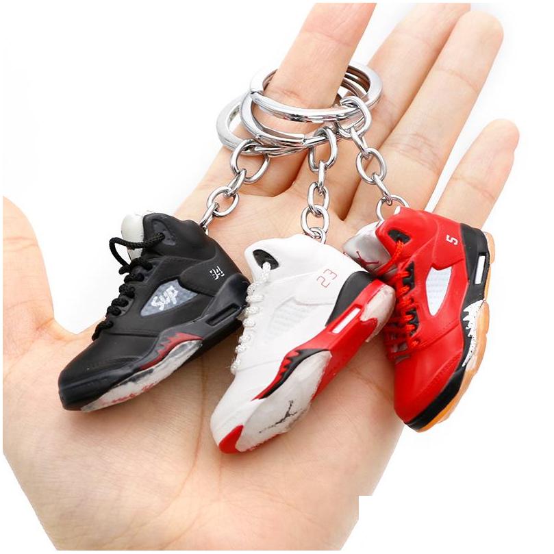 Anahtarlıklar Landards 34 Stil Tasarımcı Mini 3D Basketbol Ayakkabıları Stereoskopik Spor Ayakkabıları Anahtar Zincir Araba Sırt Çantası Sezatları Damla Teslimat DHJR9