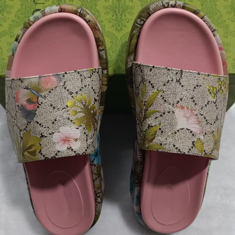 Chinelos femininos masculinos de grife deslizam plataforma grossa de luxo bordados chinelos estampados brocado floral sandálias de engrenagem da moda sapatos ao ar livre para casa