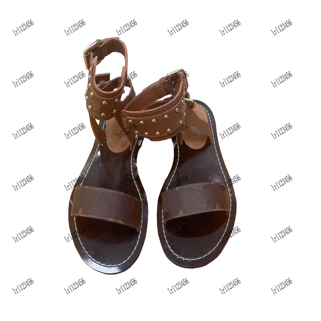 Lyxiga designerskor Damskor Höga sandaler högkvalitativa Slippers platta sommarskor Sandaler i äkta läder Slide strandtofflor med lådfritt skepp