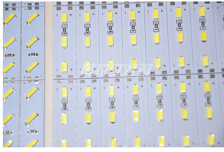 LED -strips 10 stcs*50 cm fabrieksgroep DC 12V SMD 5730 5630 LED Hard rigide stripstaaf Licht P230315