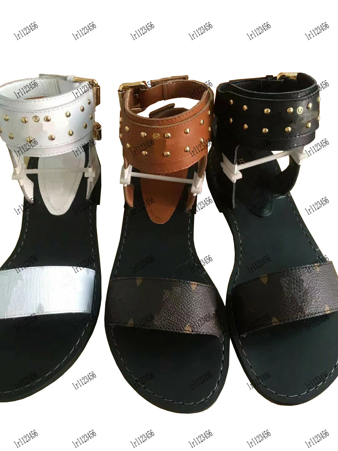 Chaussures de créateurs de luxe Chaussures pour femmes Sandales hautes de haute qualité Pantoufles chaussures plates d'été Sandales en cuir véritable Glisser des pantoufles de plage avec boîte bateau libre