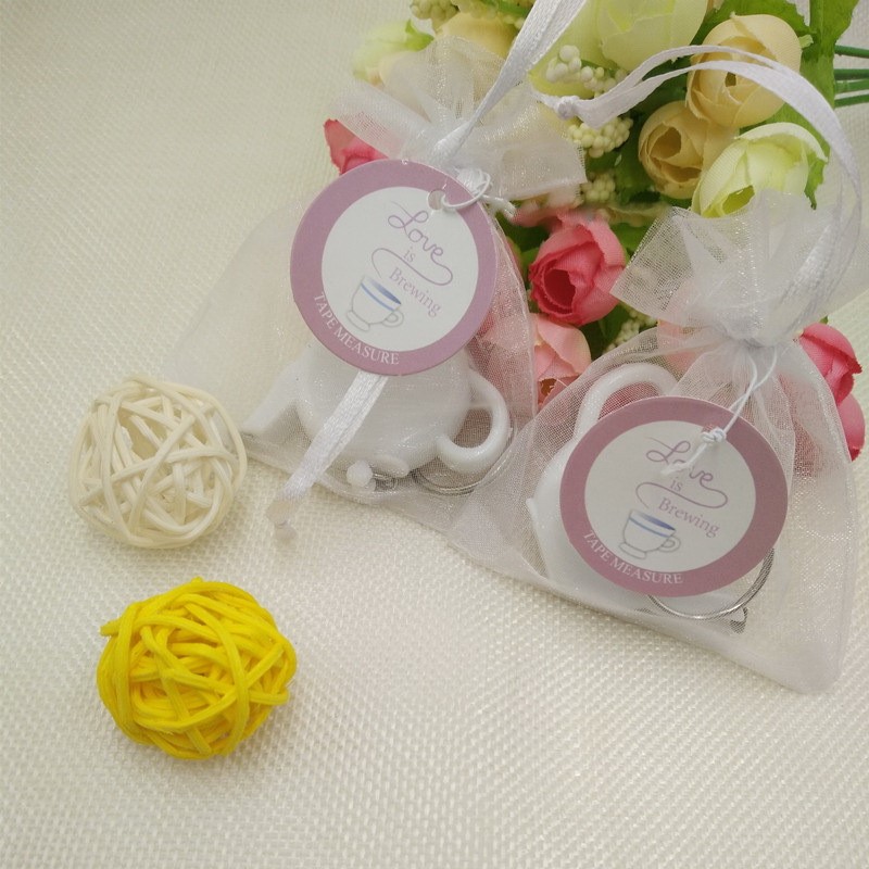 Party Favor Love Is Brewing Teapot Plastic Measuring Tape Keychain Portable Mini Key Chain Wedding Christmas Gift Dh111