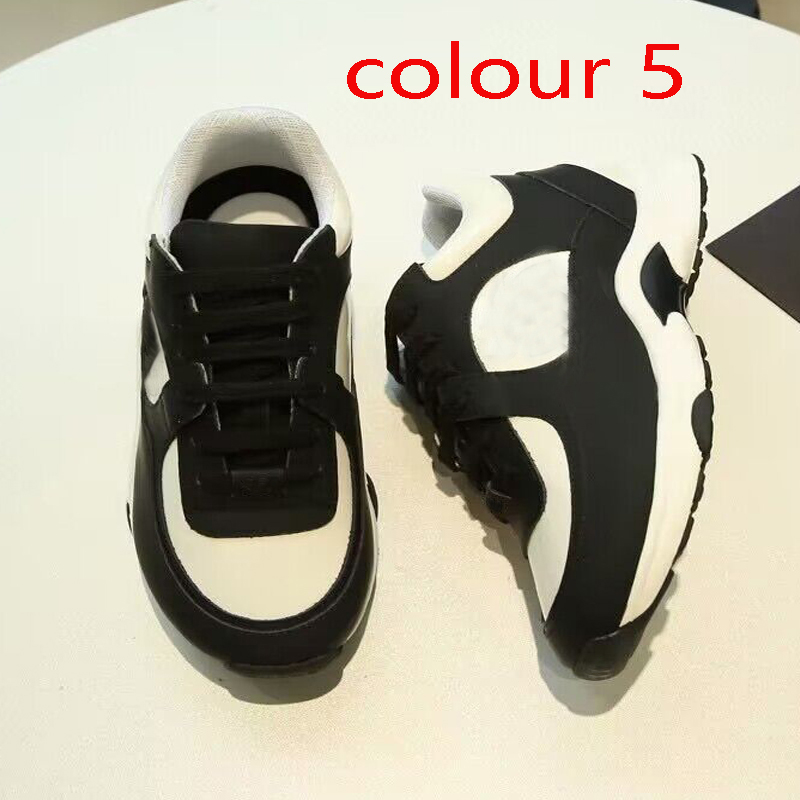 Casual Shoes Women Designer Shoes Travel Leather Man Lace-Up Fashion Lady Flat Running Trainers Letters Woman Shoes Platform Men Gym Sneakers Storlek 35-42-45 med låda
