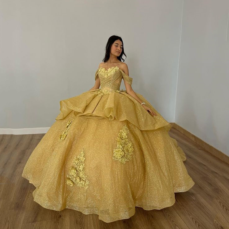 Złote błyszczące cekinowe sukienki Quinceanera z ramion 3dfloral Appliques koronkowy gorset na słodkie 15 dziewcząt suknie imprezowe