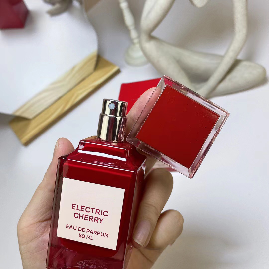 Ford Perfumume for Women Electric Cherry Lady Perfumes Spray 50ml edp eau de parfum最高1：1品質の卸売コピークローンデザイナーparfumセクシーなフレグランスファーストシップ